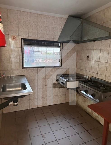 Turístico Hotel En Venta En Chacarita, Capital Federal, Buenos Aires