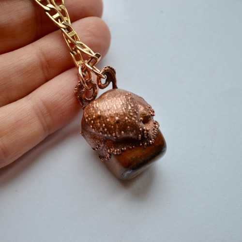 Imagen 2 de 5 de Collar Corazon Piedra Ojo De Tigre , Cadena De Bronce, Cod1