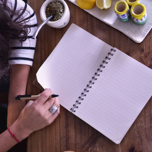 Imagen 4 de 10 de Combo 4 Cuadernos Artesanales Con Agenda Perpetua A5