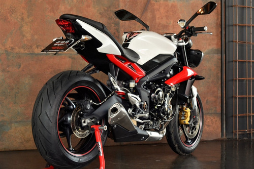 Triumph Street Triple 675 - 2017/2017 Apenas 11.033kms!!!
