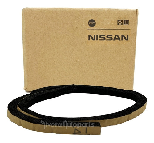 Empaque Tapa Caja Herramienta Original Nissan Urvan 2014