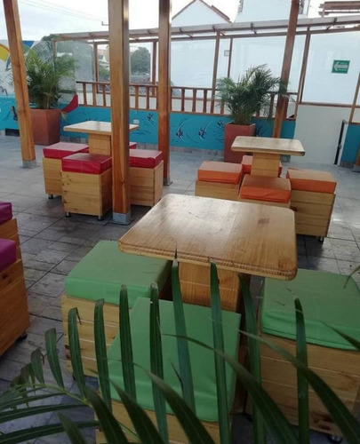 Imagen 9 de 16 de Cl-10 Habitacion Cuadruple Con Balcon En Cartagena En La Ciudad Amurallada Con Aire Acondicionado Y Wifi
