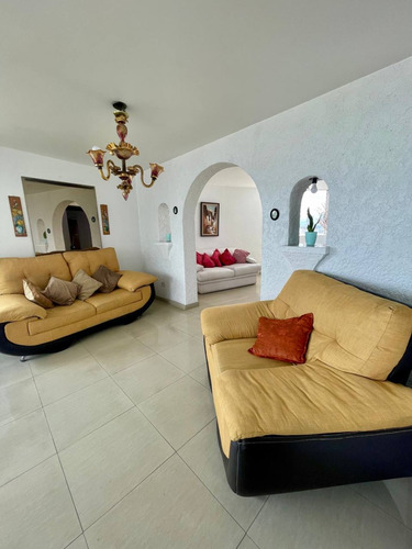 Inmocity Inmobiliaria Alquila Penthouse Avd Andres Bello Torre Andres Bello