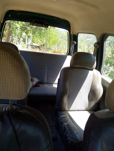 Excelente Suzuki Mastervan