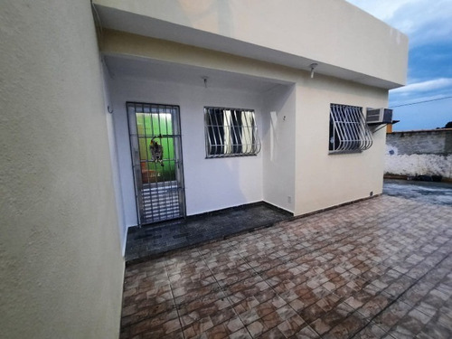 El8 Bela Casa No Coelho !!! Ótima Localização !!!