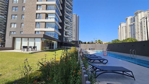 Arriendo Amplio Y Hermoso Departamento Estilo Mariposa