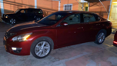 Nissan Altima 2.5 Sense Mt