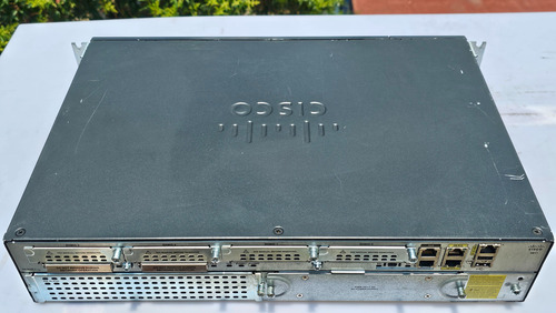 Router Cisco 2911 Con Licencia De Data Baratisimo (Usado)