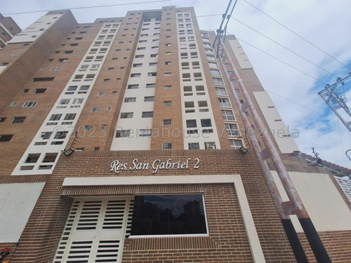 Apartamento En Venta Urbanizacion Base Aragua Maracay Estado Aragua Mls 24-12215. Ejgp