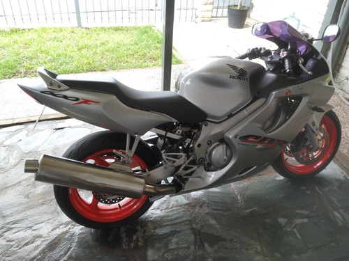 Honda F4i
