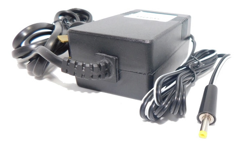 Imagen 1 de 3 de Fuente Alimentacion Cargador 18 Volts 2a Variantes De Plug