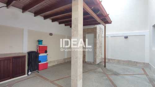 Ideal Vende Town House De 75 M² De Construccion Y De Terreno 166 M² En Conjunto Privado Paycla Tucacas