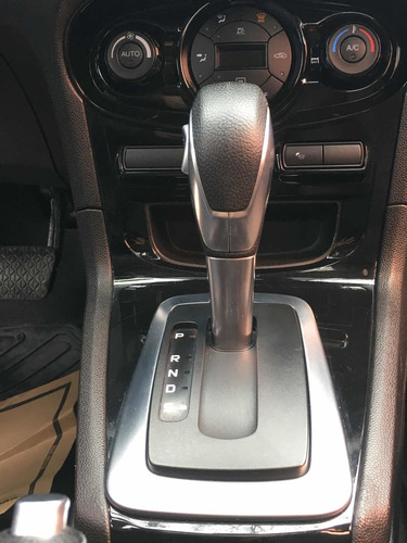 Imagen 4 de 11 de Ford Fiesta Kinetic