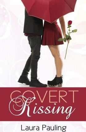 Covert Kissing - Laura Pauling (paperback)