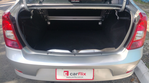 Imagem 8 de 15 de Renault Logan 1.0 Expression 16v Flex 4p Manual