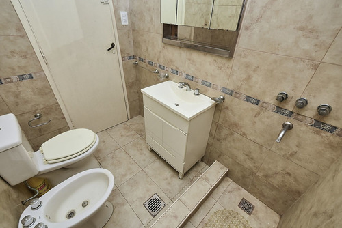 Imagen 17 de 29 de Venta Casa - Av. 137 E/ 530 Y 531