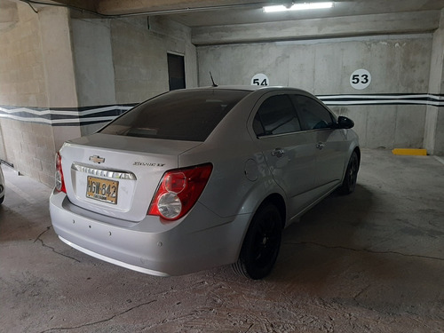 Chevrolet Sonic 1.6 -gasolina Y Gas