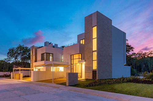 Casas Bali En Playa Del Carmen, En El Corazón De La Riviera 