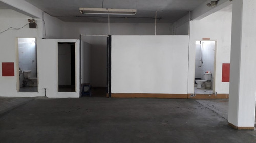 Imagen 3 de 10 de Local Comercial En Alquiler