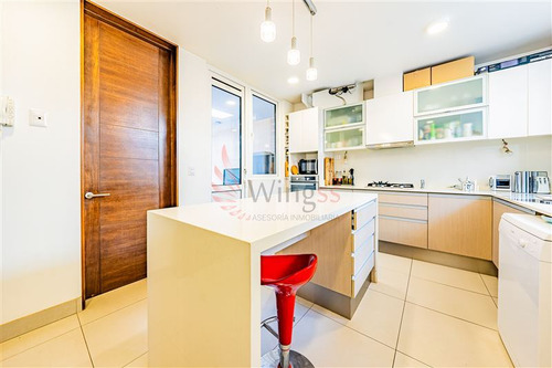 Casa En Arriendo De 4 Dorm. En Colina