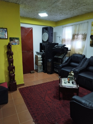 Venta De Apartamento Duplex Los Magallanes De Catia 