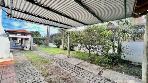 Casa En Venta 3 Dormitorios Pinares