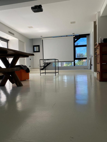 Casa En Venta En Abril Club De Campo