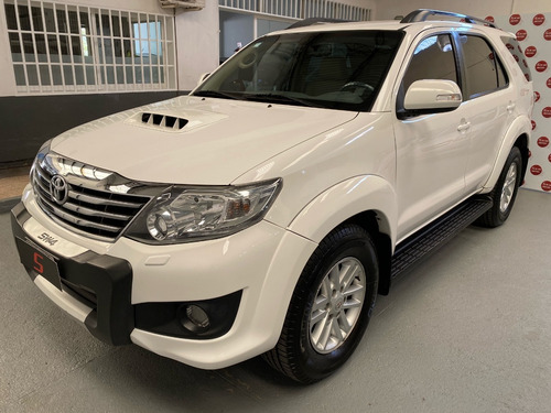 Toyota Sw4 3.0 Tdi 4x4 Srv At Cuero 7 Asientos 2013