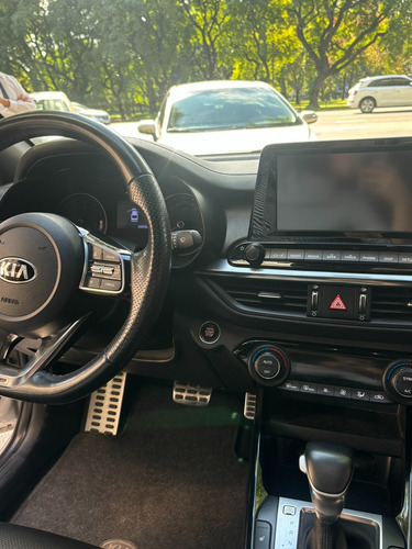 Kia Cerato 2.0 Sx At6 4 p