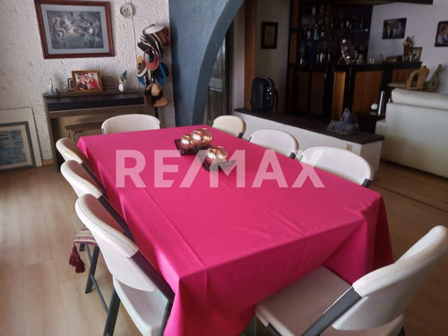 Casa En Avenida De La Rica En Villas Del Meson