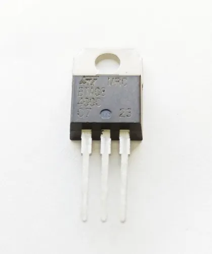 Triac Bta08 400c