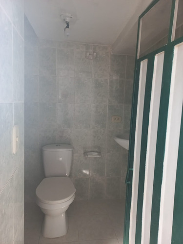 Venta De Casa Con Dos Apartamentos Independientes En Villeta