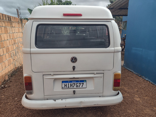 Volkswagen Kombi 1.4 Lotação Total Flex 3p