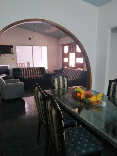 Imagen 5 de 12 de Cómoda Casa En Villa Africana