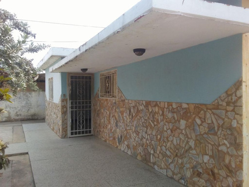 Casa En Venta En La Limpia Mls 24-3935 Haydee Espinoza