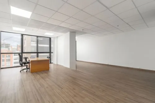 Oficina En Arriendo/venta En Chicó Norte. Cod V15573