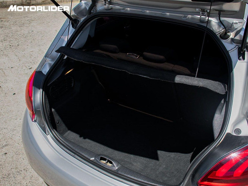 Imagen 12 de 25 de Peugeot 208 Active 1.2 Extra Full| Permuta / Financia