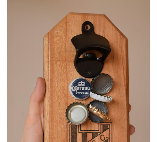 Destapador De Cerveza Imantado De Pared Imagen Personalizada Color Escudo De Futbol