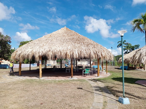 Venta De Villa En Palm Beach Higuerote Ls 25-17519