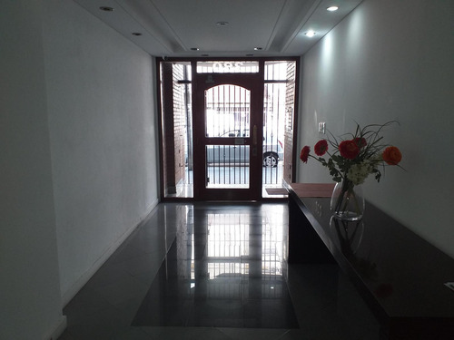 Venta De Departamento De 4 Ambientes