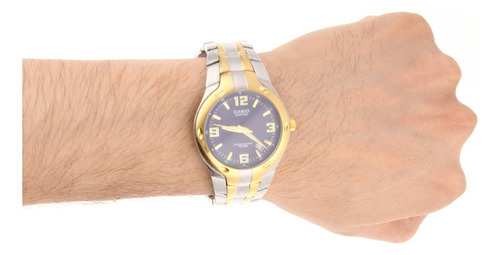 Reloj Para Hombre Casio *edifice*. Plateado/dorado Dorado Morado (Usado)