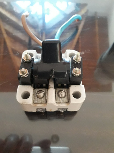 Tapones De Luz De Porcelana Antiguos Con La Llave (Usado)