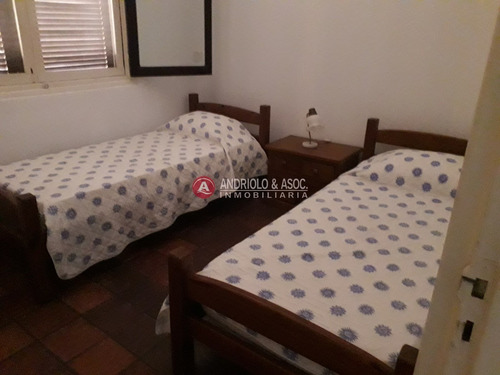 Casa En Zona De Cantegril - Ref: 6261