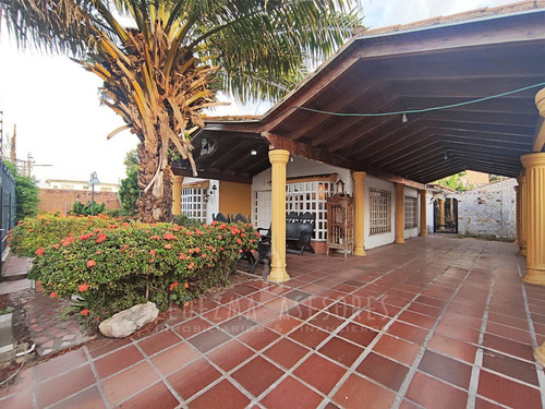 Imagen 3 de 14 de Ledezma Asesores Vende Casa-quinta, Cerca De La Av. Andrés Eloy Blanco, Ciudad Bolívar-venezuela