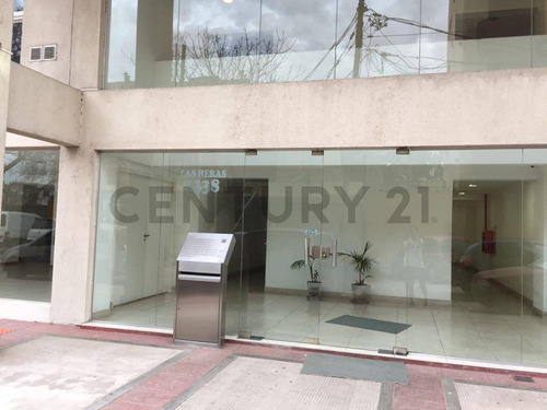 Imagen 2 de 5 de Venta Cochera Semi Cubierta Muñiz
