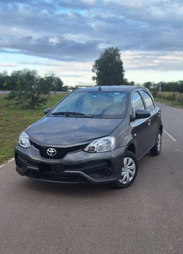 Toyota Etios 1.5 Sedan X