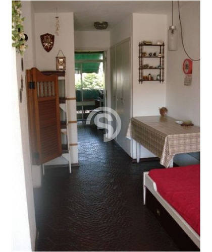Apartamento En Mansa, 1 Dormitorios *- Ref: 4641