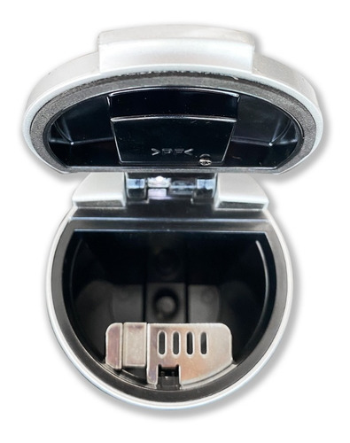 Imagen 2 de 3 de Cenicero Con Luz Para Auto