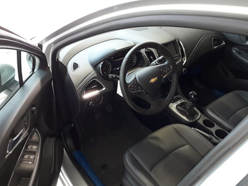 Imagen 6 de 11 de Chevrolet Cruze Lt 4ptas 2021 Jb11
