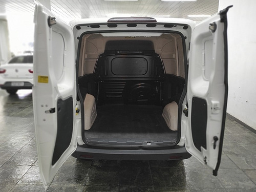 Imagem 5 de 12 de Fiat Fiorino 1.4 Mpi Furgão Hard Working 8v Flex 2p Manual